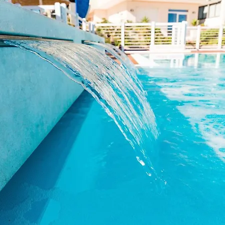 Miramare Hotel 2*